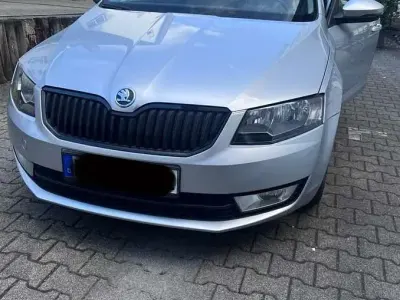 Gebraucht Skoda Octavia Ambition 150 PS (110 kW) 2013 Grau Kombi