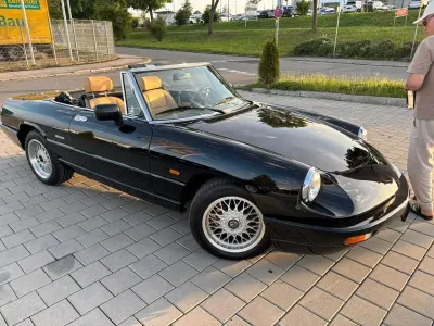 Gebraucht Alfa Romeo Spider 120 PS (88 kW) 1990 Schwarz Cabrio