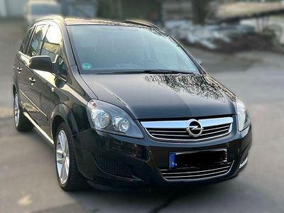 Gebraucht Opel Zafira Family 116 PS (85 kW) 2013 Schwarz Van / Kleinbus