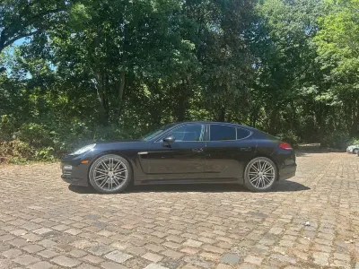 Gebraucht Porsche Panamera 299 PS (219 kW) 2011 Schwarz Kleinwagen