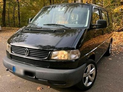 Gebraucht VW T4 116 PS (85 kW) 2002 Schwarz Van