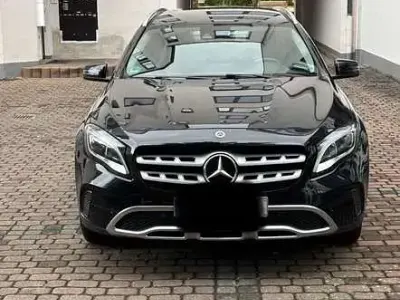 Gebraucht Mercedes GLA250 211 PS (155 kW) 2017 SUV