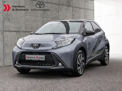 Neu Toyota Aygo X 72 PS (52 kW) 2025 Celestite grey SUV