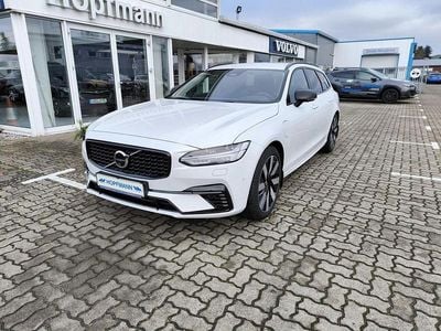 Gebraucht Volvo V90 Plus 257 PS (189 kW) 2024 Crystal white / metallic Kombi