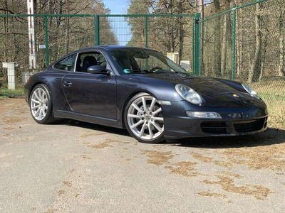 Porsche 911 Carrera