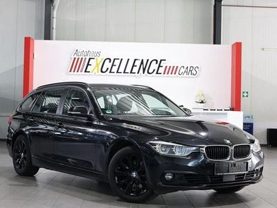 Gebraucht BMW 330 Advantage 258 PS (189 kW) 2019 Saphirschwarz Kombi