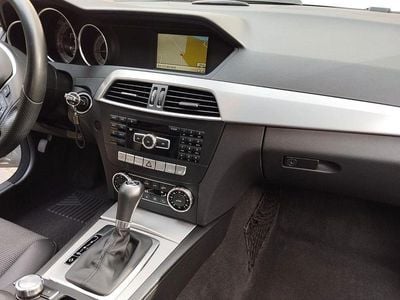 Mercedes C200