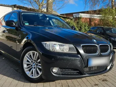 Usata BMW 318 143 CV (105 kW) 2011 Nero Station wagon