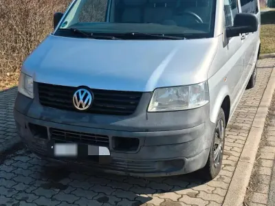 Używany VW Caravelle 131 KM (96 kW) 2009 Srebrny Van