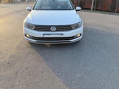 Gebraucht VW Passat Highline 150 PS (110 kW) 2019 Weiß Kombi