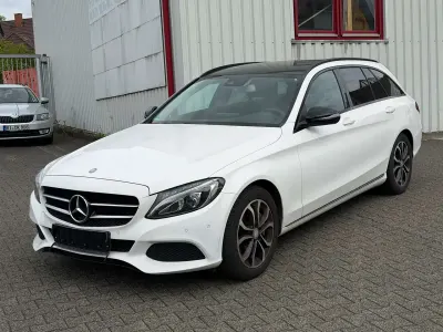 Używany Mercedes C250 Avantgarde 211 KM (155 kW) 2016 Biały Kombi
