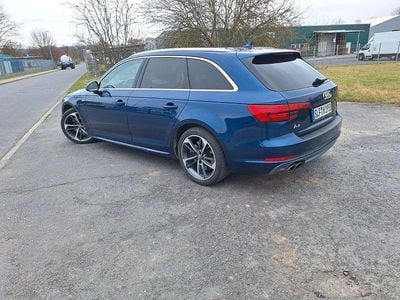Gebraucht Audi A4 Sport 272 PS (200 kW) 2015 Blau Kombi