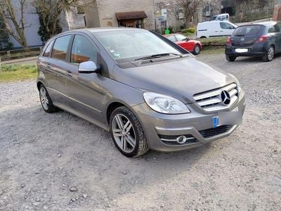 Usata Mercedes B200 136 CV (100 kW) 2010 Grigio Monovolume