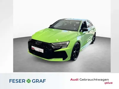 Gebraucht Audi RS3 Sport 400 PS (294 kW) 2025 Kyalamigrün Limousine