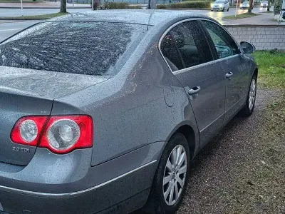 Gebraucht VW Passat 140 PS (102 kW) 2007 Grau Limousine