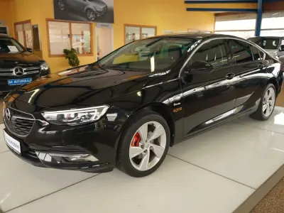 Gebraucht Opel Insignia Sport 170 PS (125 kW) 2019 Schwarz Limousine