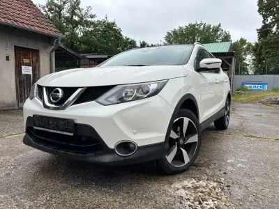 Gebraucht Nissan Qashqai Acenta 116 PS (85 kW) 2016 Weiß SUV