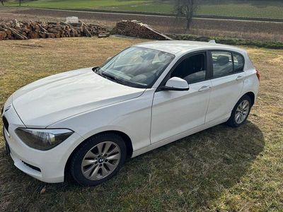 Gebraucht BMW 116 Sport Line 136 PS (100 kW) 2012 Weiß Kleinwagen