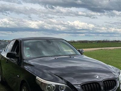 BMW 523