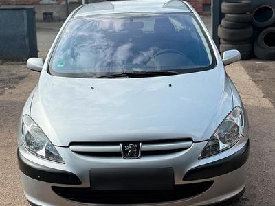 Gebraucht Peugeot 307 88 PS (64 kW) 2004 Silber Kleinwagen