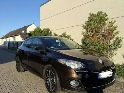 Gebraucht Renault Mégane III Bose Edition 131 PS (96 kW) 2013 Limousine