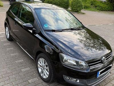 Second-hand VW Polo Black Edition 60 CP (44 kW) 2012 Negru Hatchback