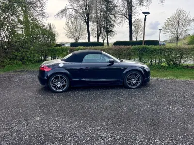 Second-hand Audi TT Roadster Design 160 CP (117 kW) 2009 Negru Cabrio