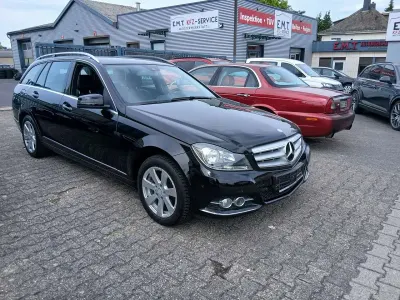 Gebraucht Mercedes C220 Edition 170 PS (125 kW) 2014 Schwarz Kombi