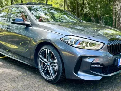 Gebraucht BMW 120 M Sport 190 PS (139 kW) 2021 Grau Limousine
