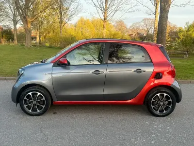 Begagnad Smart ForFour Basis 71 HK (52 kW) 2016 Grå Halvkombi