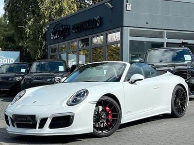 Porsche 911 Carrera GTS