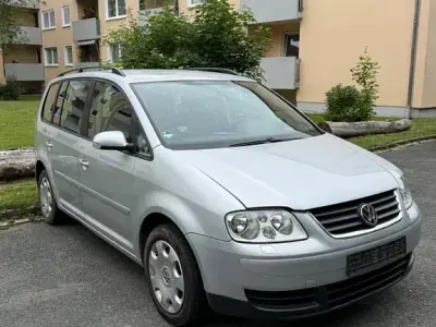 Gebraucht VW Touran Trendline 101 PS (74 kW) 2004 Silber Van / Kleinbus