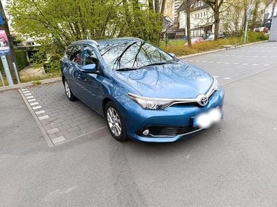 Gebraucht Toyota Auris 116 PS (85 kW) 2016 Blau Kombi
