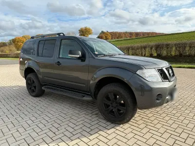 Gebraucht Nissan Pathfinder 190 PS (139 kW) 2014 Grau SUV