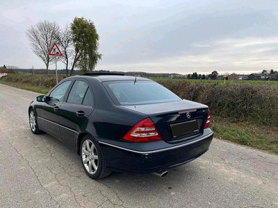 Mercedes C280