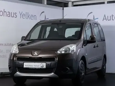 Occasion Peugeot Partner Tepee Active 120 PK (88 kW) 2014 Bruin MPV