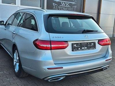 Gebraucht Mercedes E220 Avantgarde 194 PS (142 kW) 2016 Silber Kombi