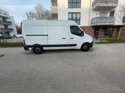 Second-hand Renault Master 158 CP (116 kW) 2014 Alb Van