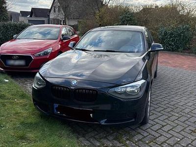 Gebraucht BMW 116 Sport Line 136 PS (100 kW) 2012 Schwarz Kleinwagen