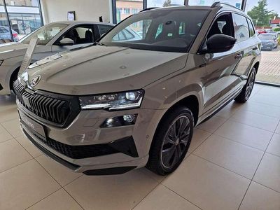 Stahlgrau Neu 2025 Skoda Karoq SportLine SUV | 37.790 € (Fairer Preis)