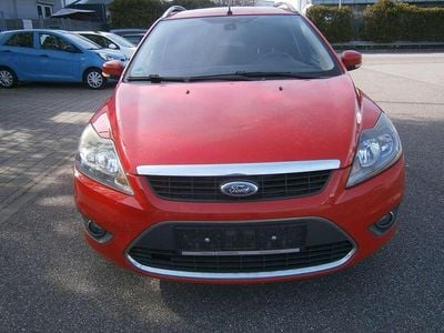 Gebraucht Ford Focus Titanium 145 PS (106 kW) 2010 Coloradorot Kombi