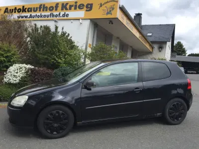 Usata VW Golf V Trendline 80 CV (58 kW) 2007 Nero Berlina