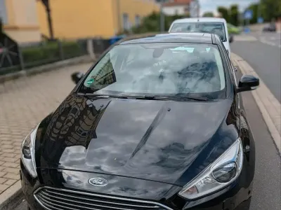 Gebraucht Ford Focus 125 PS (91 kW) 2017 Schwarz Limousine