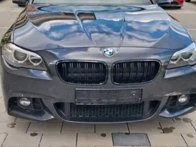 Gebraucht BMW 520 Sport Line 184 PS (135 kW) 2013 Grau Kombi
