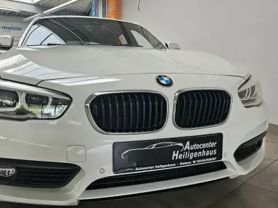 Usata BMW 120 Advantage 184 CV (135 kW) 2018 Bianco Utilitaria