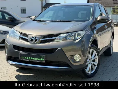 Gebraucht Toyota RAV4 Edition 150 PS (110 kW) 2014 Braun SUV