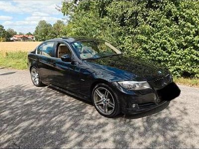 Gebraucht BMW 325 218 PS (160 kW) 2008 Schwarz Limousine