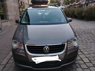 Gebraucht VW Touran 140 PS (102 kW) 2010 Grau Van / Kleinbus