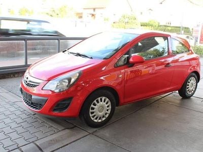 Gebraucht Opel Corsa Edition 69 PS (50 kW) 2014 Rot Kleinwagen