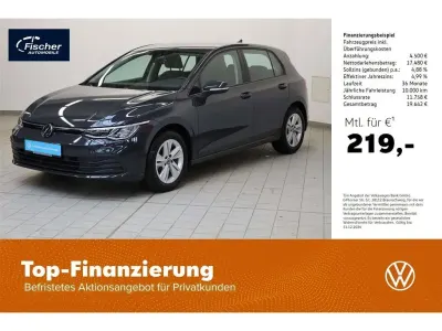Gebraucht VW Golf VIII Life 131 PS (96 kW) 2023 Grau Limousine